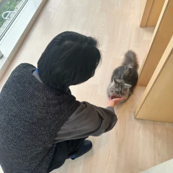 朝の学習を支えるたくみんコーチ